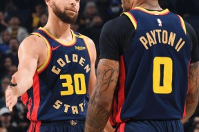 体育赛事 1516赛季库里 